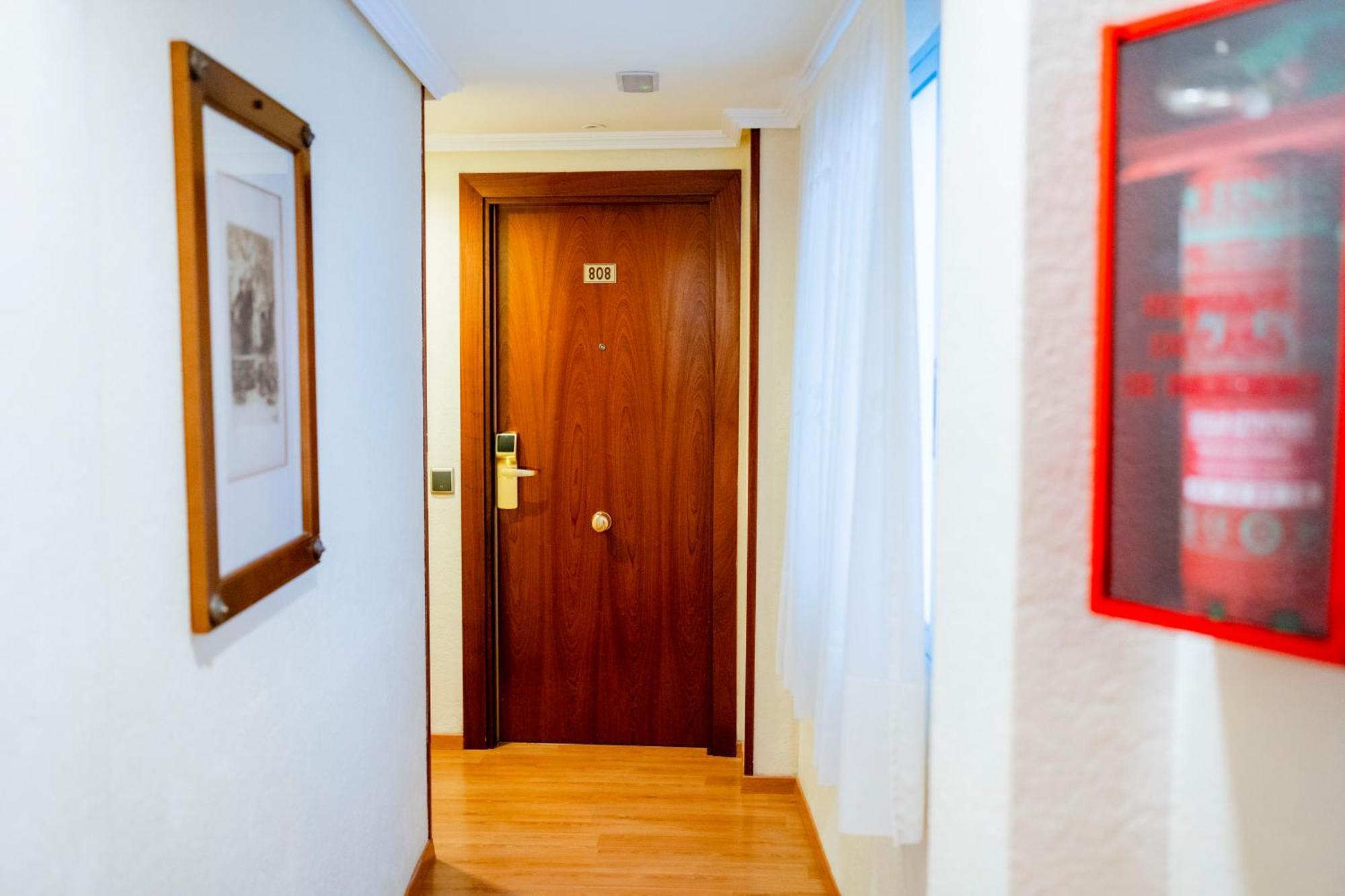 Torreluz Apartamentos Альмерия Экстерьер фото