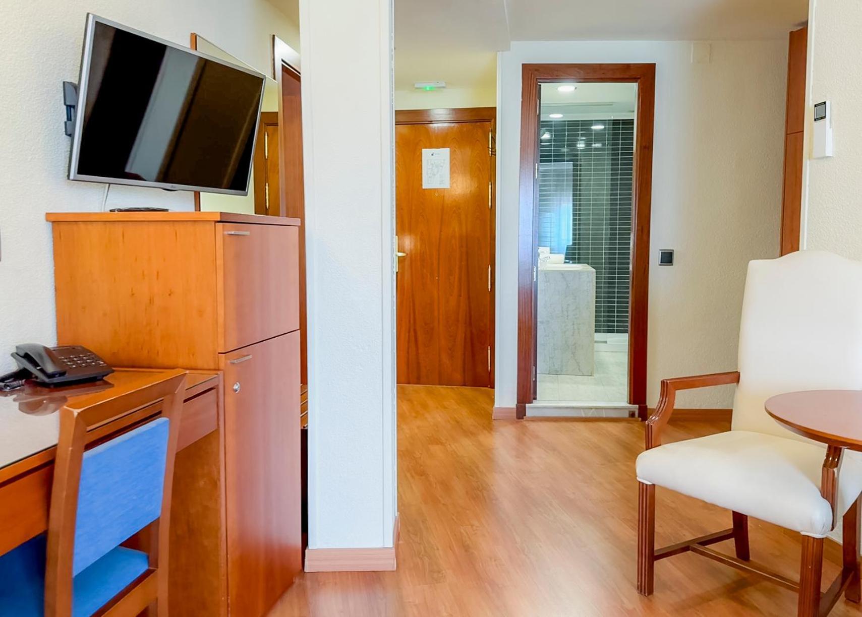 Torreluz Apartamentos Альмерия Экстерьер фото