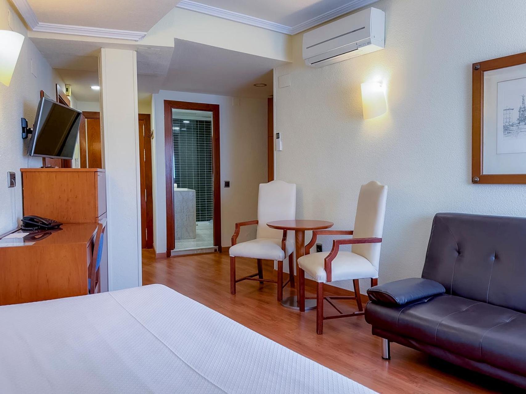 Torreluz Apartamentos Альмерия Экстерьер фото