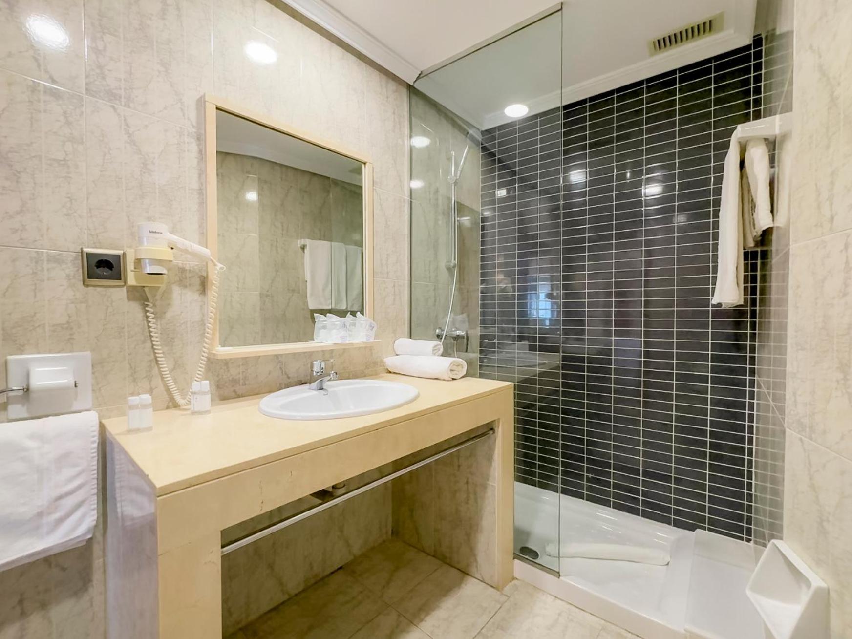 Torreluz Apartamentos Альмерия Экстерьер фото